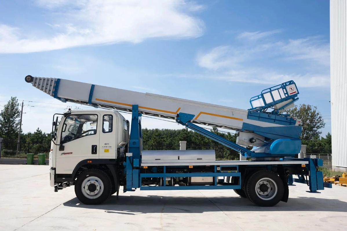 塘厦镇云梯上料车租赁费用