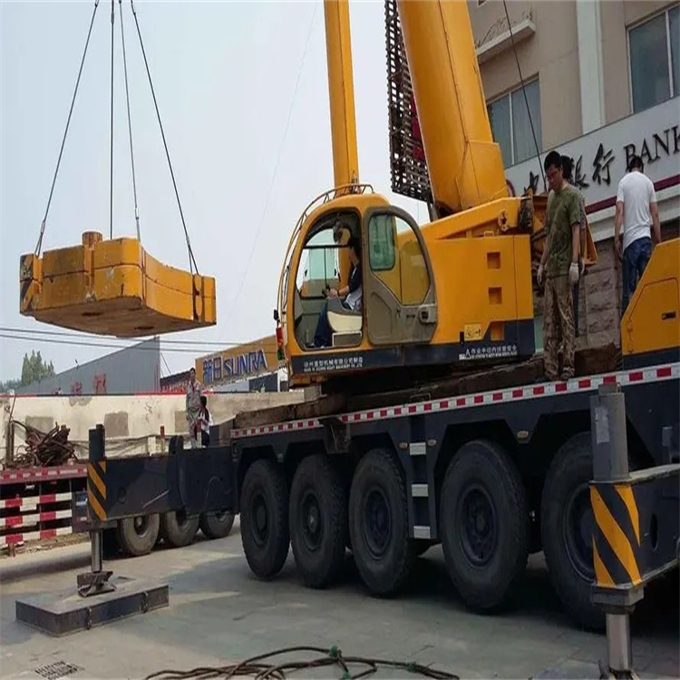 塘厦镇当地吊车出租|机器吊装|75吨|工厂搬迁服务